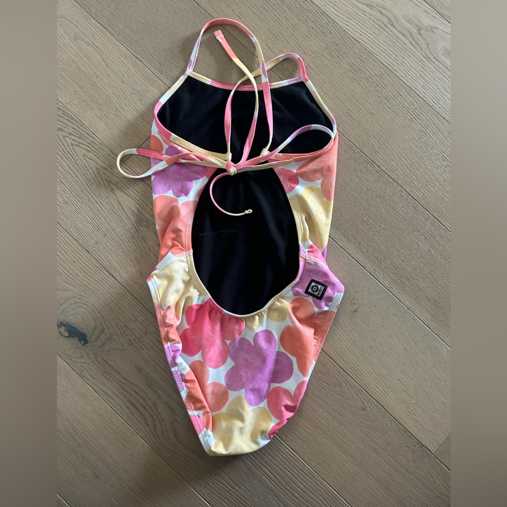 JOLYN size 28 one piece Jackson tie back swimsuit